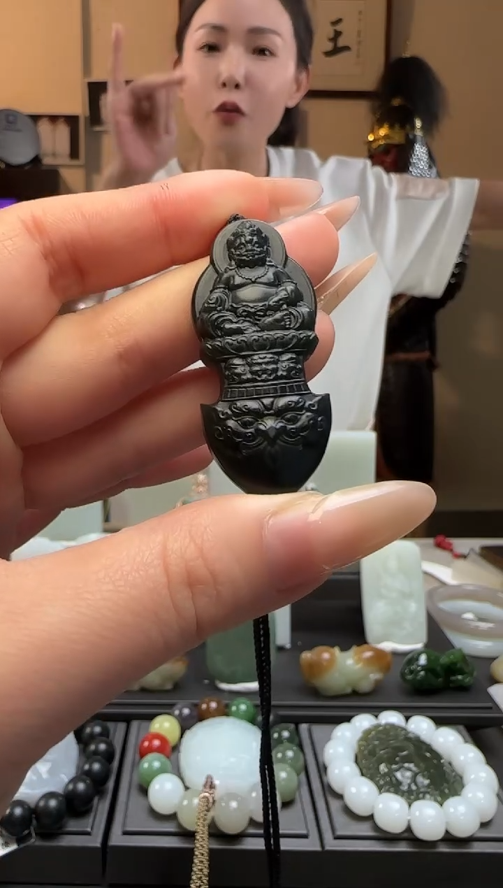 【闪购商品】和田玉青玉财神未镶嵌吊坠