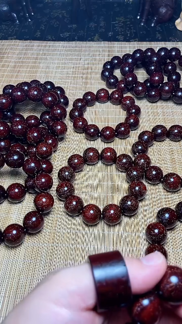 其他檀香紫檀（小叶紫檀）多样性发其一