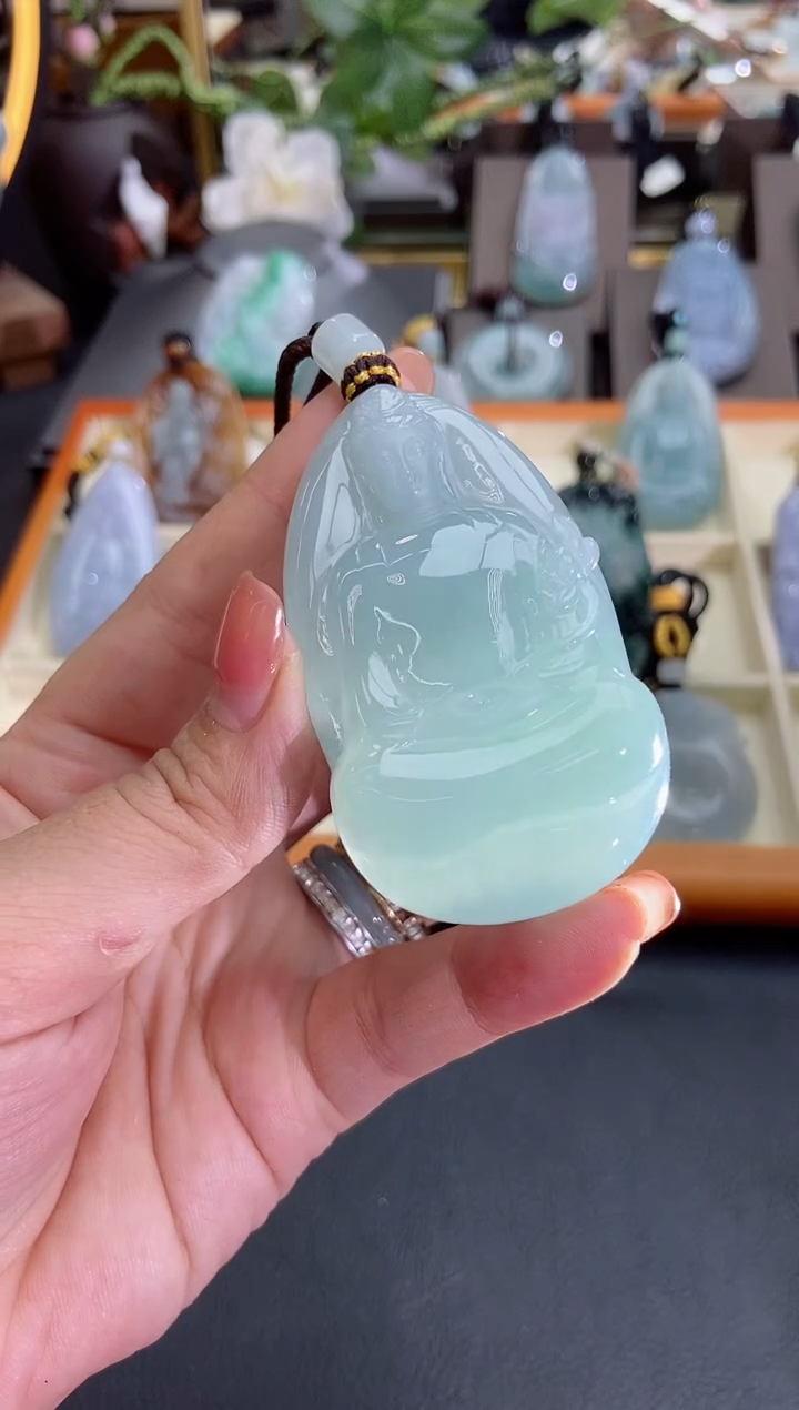 翡翠未镶嵌颈饰缅甸天然翡翠