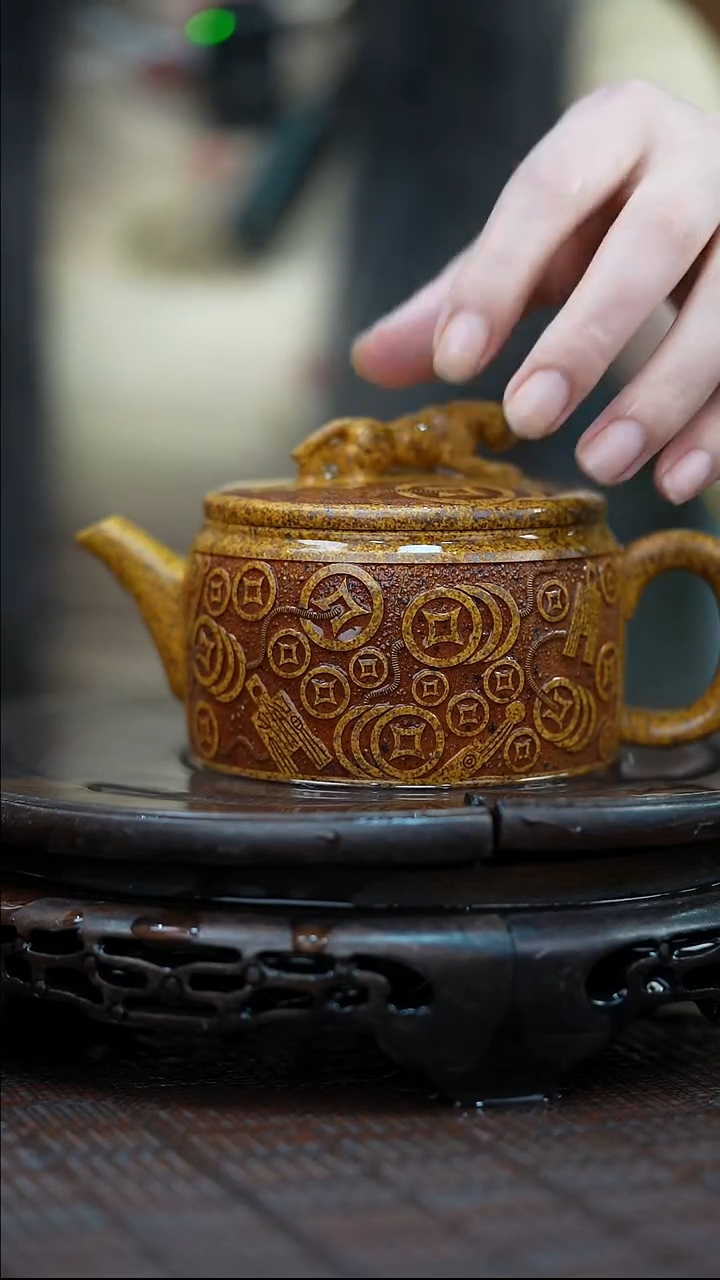 茶壶紫砂宜兴紫砂岁颐传砂原矿全手1