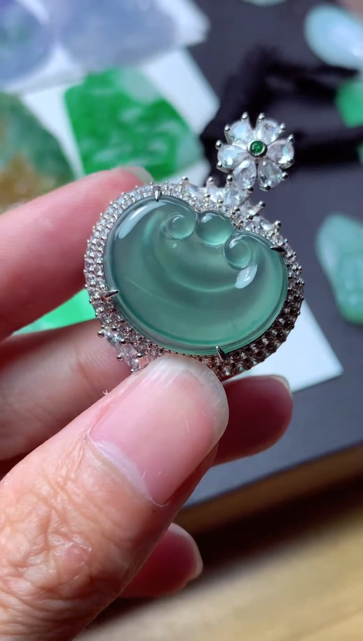 翡翠未镶嵌颈饰天然翡翠