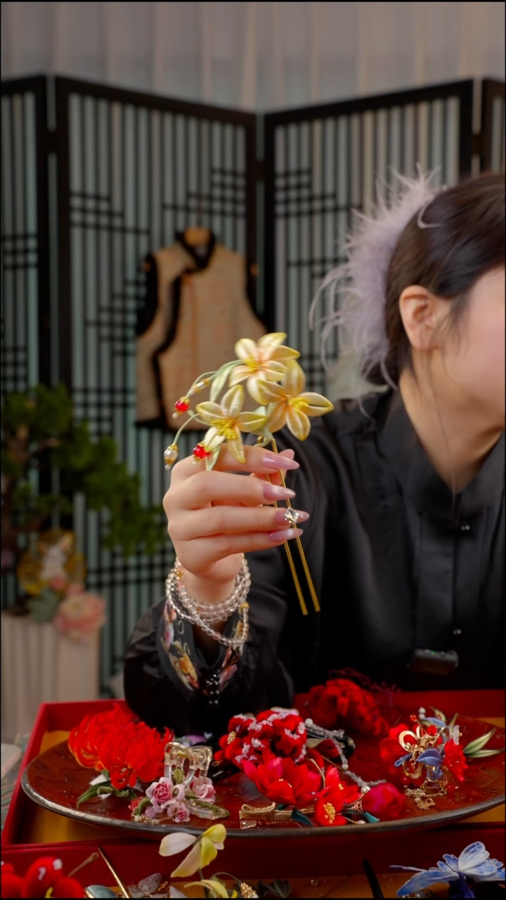 刺绣非遗苏绣绒花