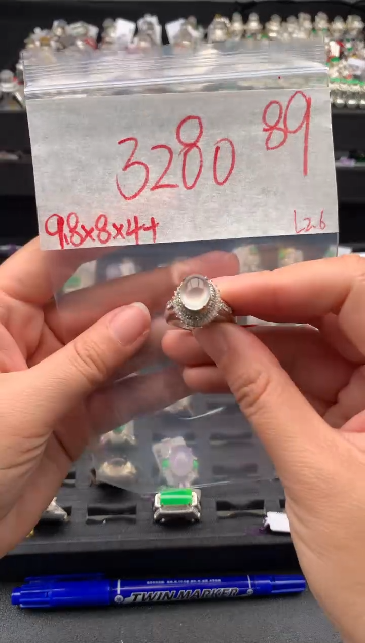 【闪购商品】定制翡翠未镶嵌毛货需精细抛光拍一发一