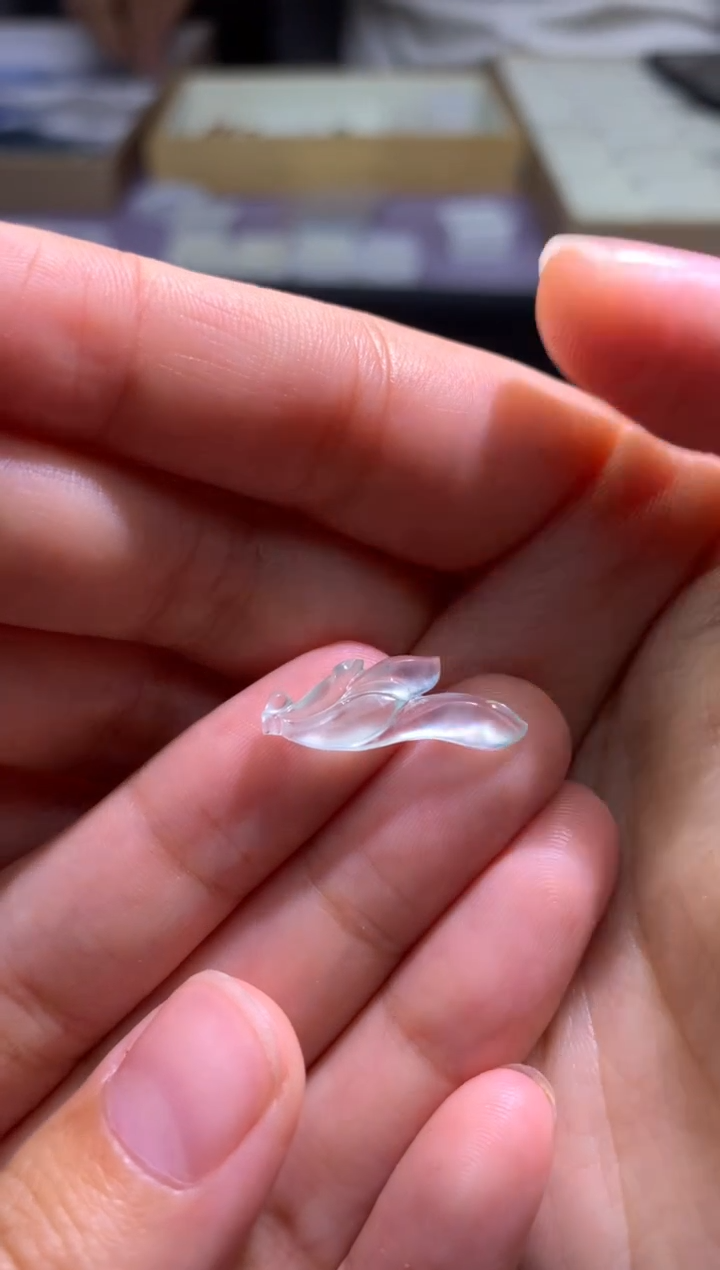 定制翡翠未镶嵌毛货