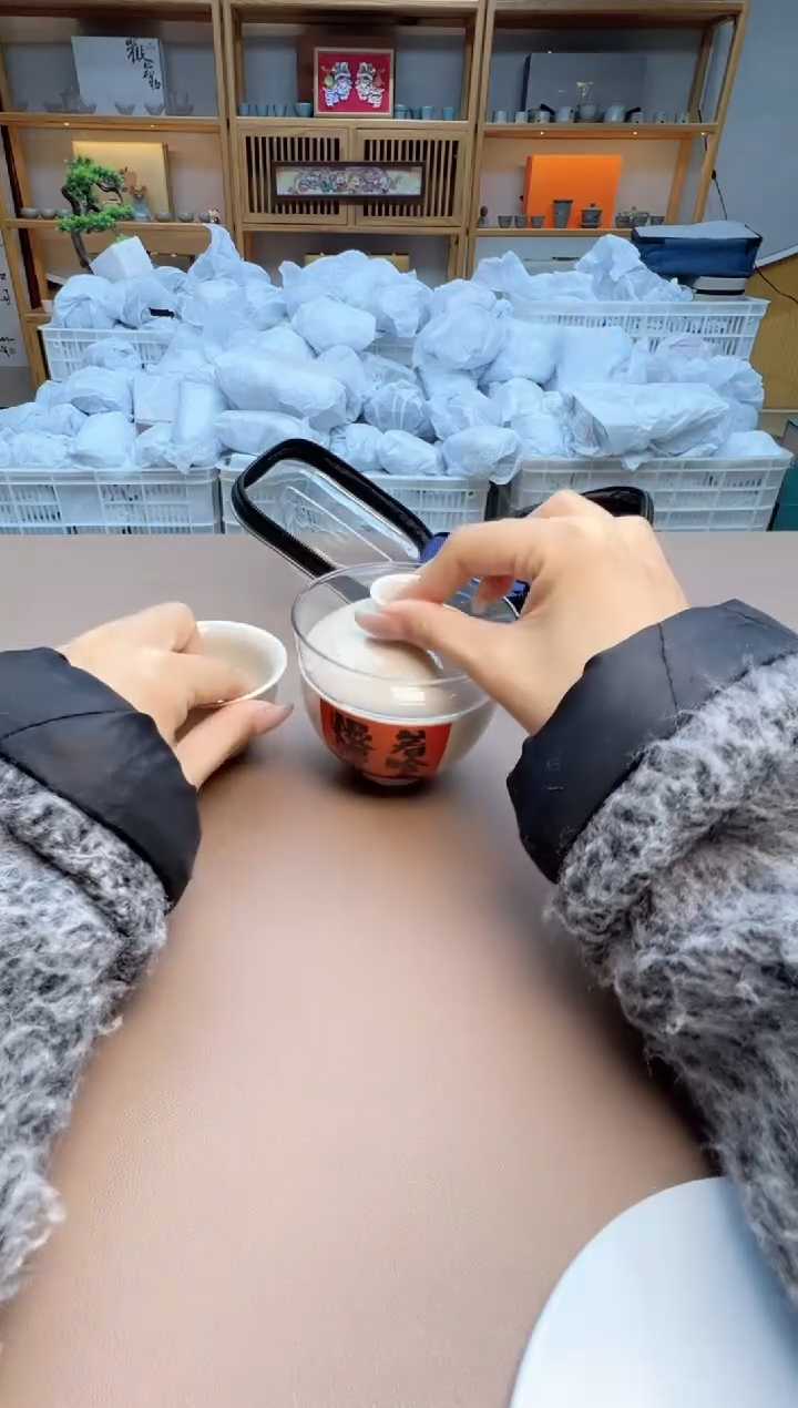 【闪购商品】摆件瓷制品S1111111111111