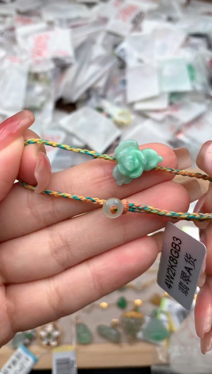 未镶嵌挂件翡翠1