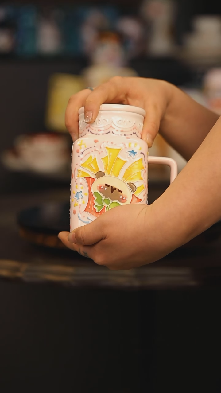 【闪购商品】摆件景德镇釉下彩绘设计师款式陶瓷