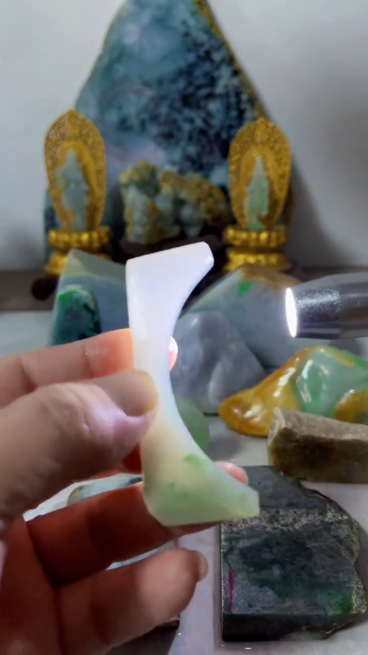 【闪购商品】翡翠吊坠(不含链)未镶嵌A433