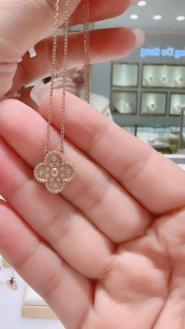 套链18K金镶嵌钻石套链