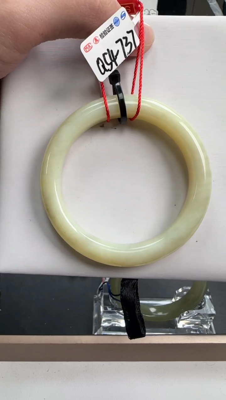 未镶嵌手镯和田玉54