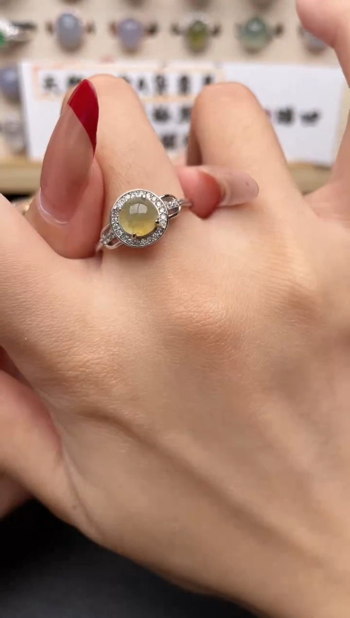 【闪购商品】翡翠戒指银S925镶嵌一物一证一礼盒