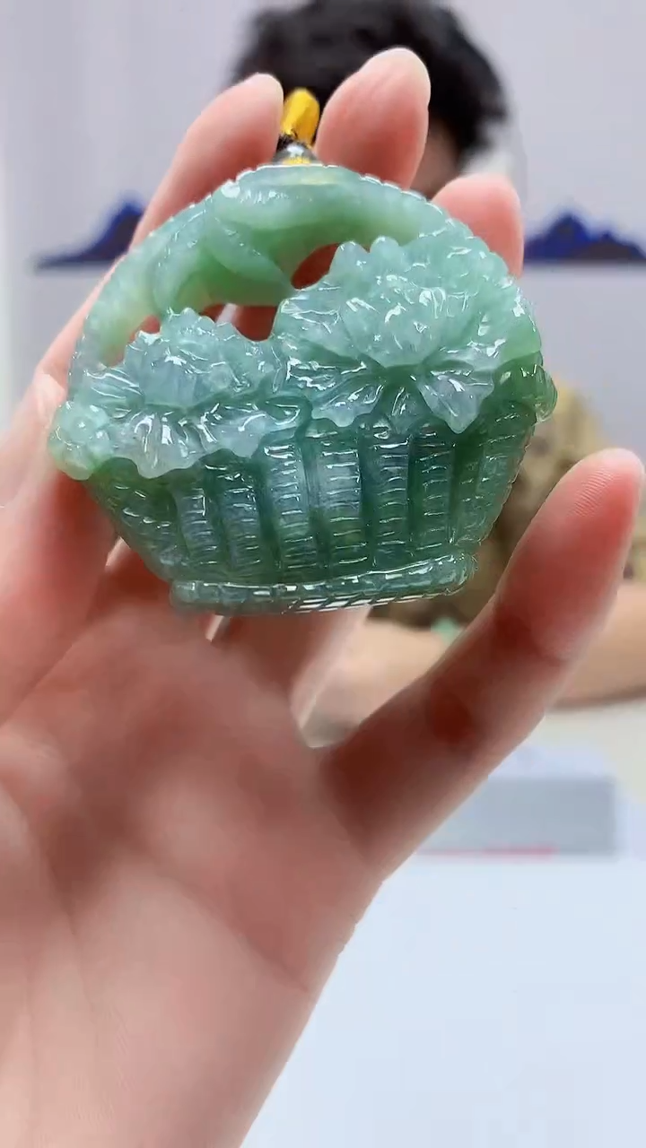 【闪购商品】定制翡翠未镶嵌4688zm-毛货挂件63一揽富贵