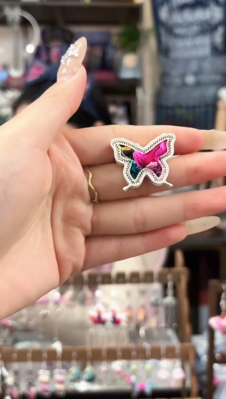 织绣民族风非遗老绣苗银饰品552