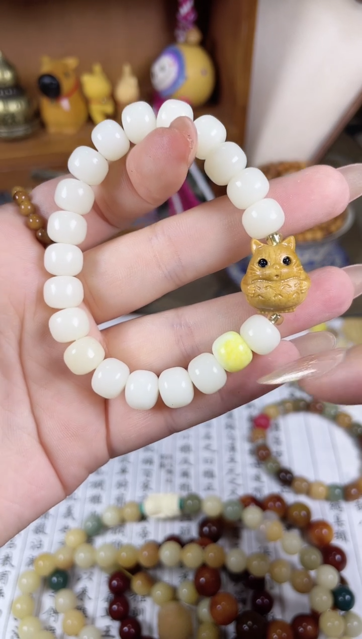 非洲檀香手串/手链菩提木质玉石手串/多发性其一/不带盒子