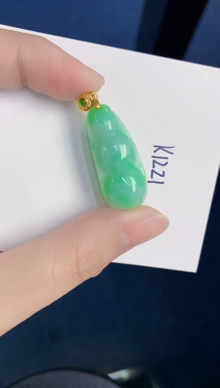 颈饰未镶嵌翡翠天然翡翠缅甸A货