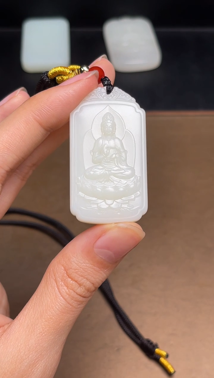 【闪购商品】和田玉未镶嵌颈饰37