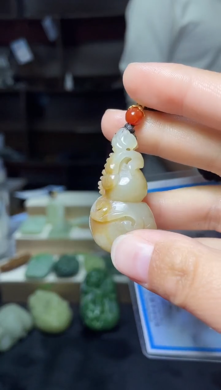 【闪购商品】和田玉颈饰未镶嵌1