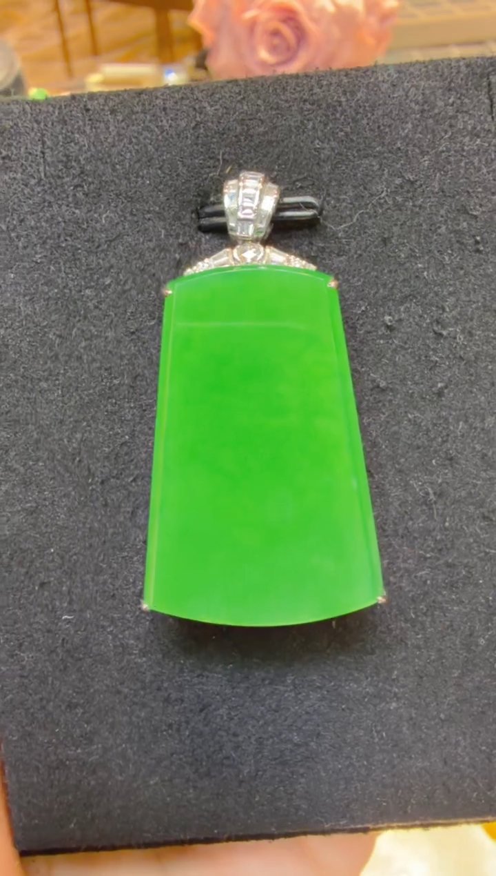 吊坠(不含链)18K金镶嵌翡翠多样性团购发一件