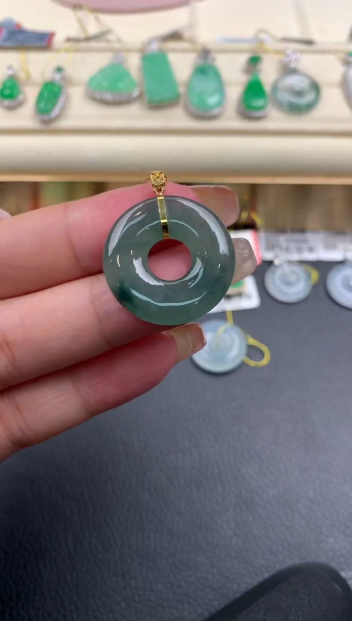 【闪购商品】翡翠颈饰18K金镶嵌Q104