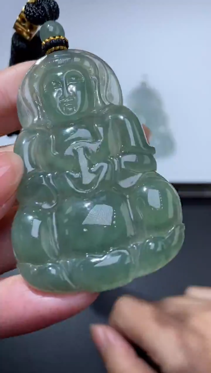 未镶嵌挂件翡翠377392  多人