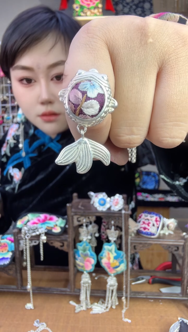 【闪购商品】刺绣纯手工苗绣非遗戒指