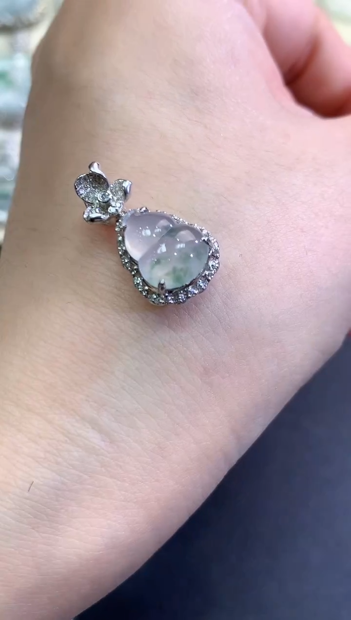 【闪购商品】翡翠颈饰18K金镶嵌B58   多样性一件发货