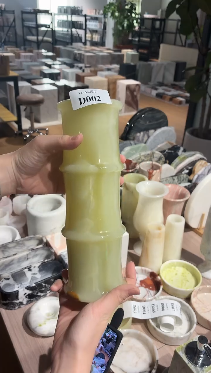 石材D002青玉竹节花瓶