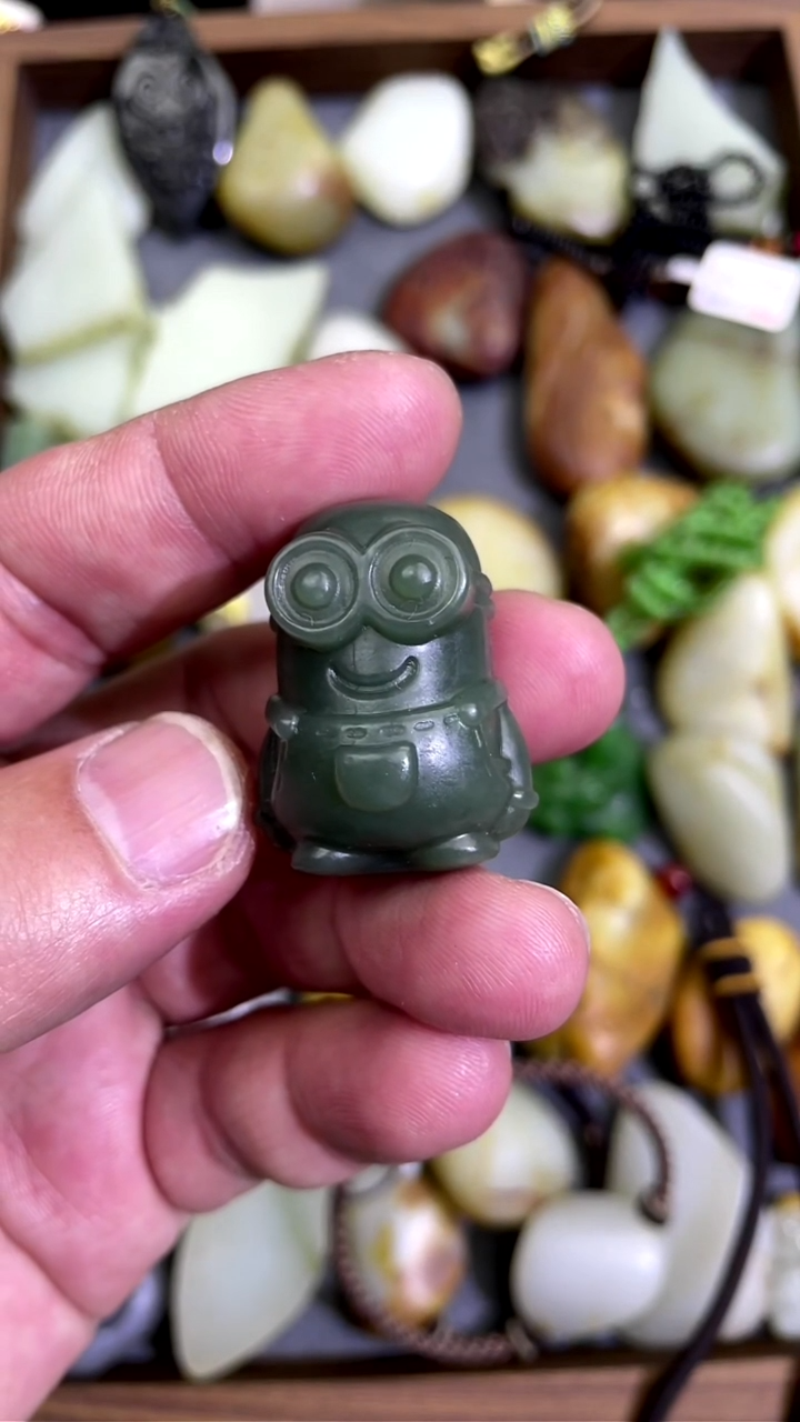 【闪购商品】和田玉颈饰未镶嵌小黄人