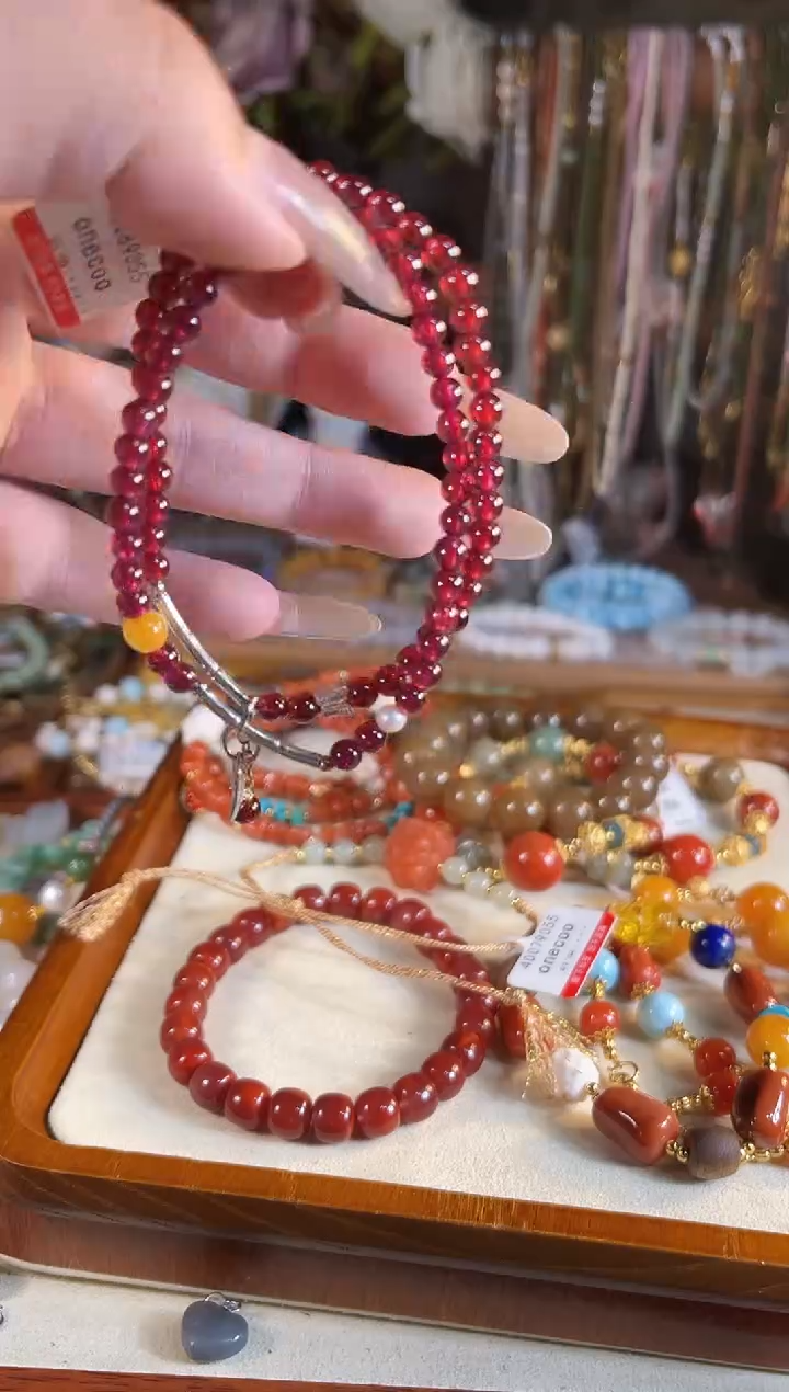 【闪购商品】石榴石手链未镶嵌多样性发货其一