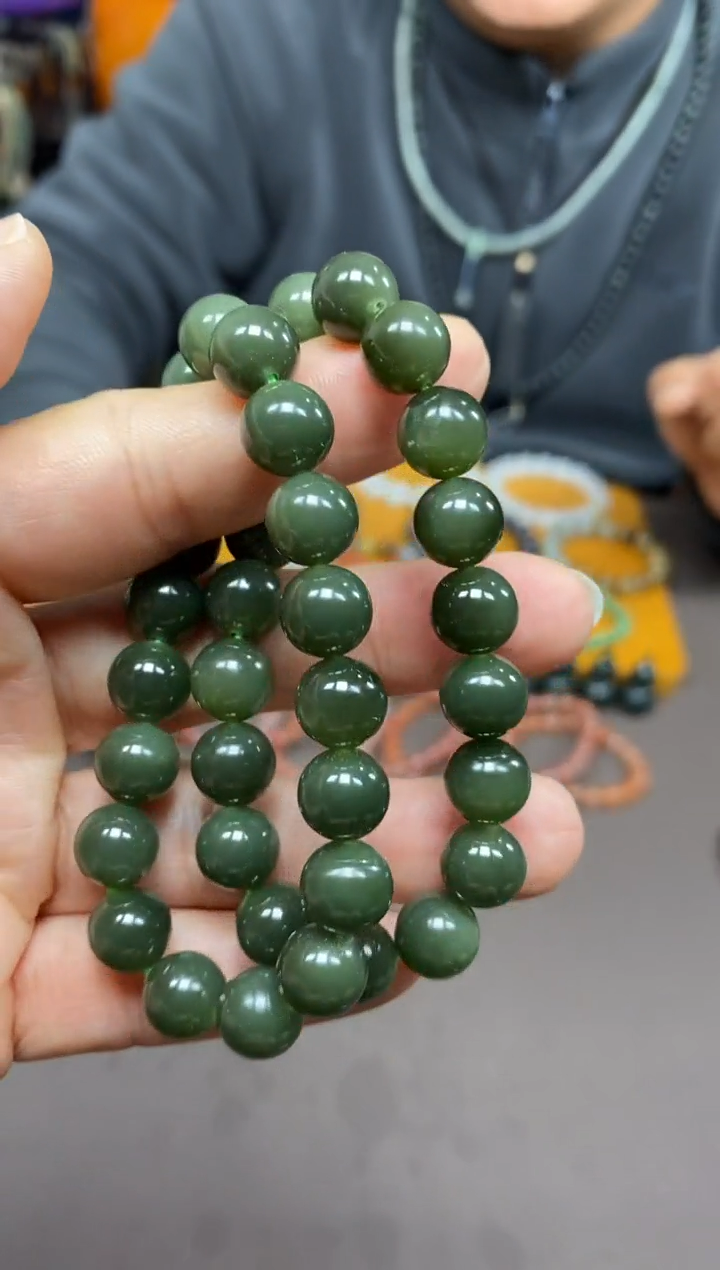 未镶嵌手链和田玉颜色多样性发货拍一发一