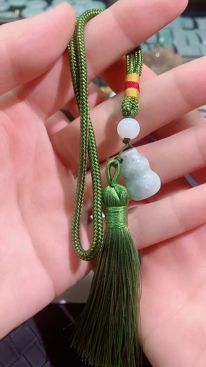 吊坠(不含链)未镶嵌翡翠天然A货翡翠（不含链）