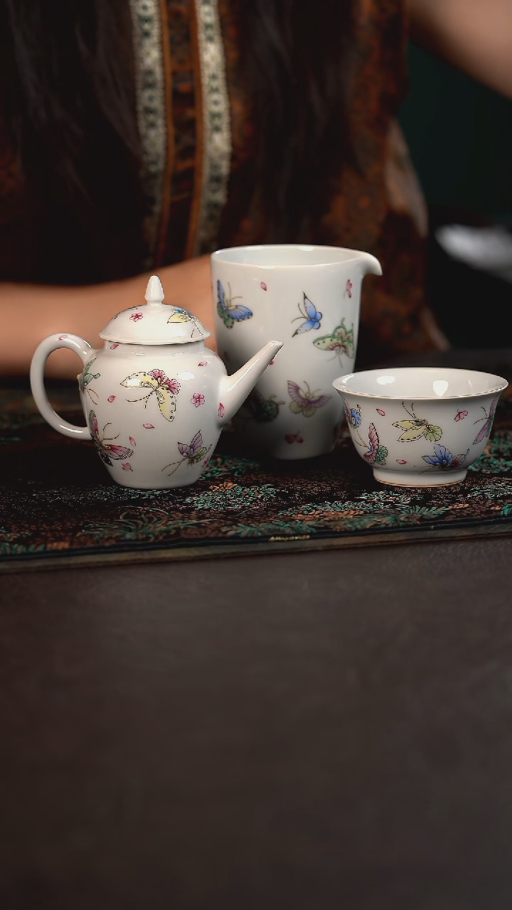 活动价忆古彩瓷蝶恋花一壶一杯 加公道