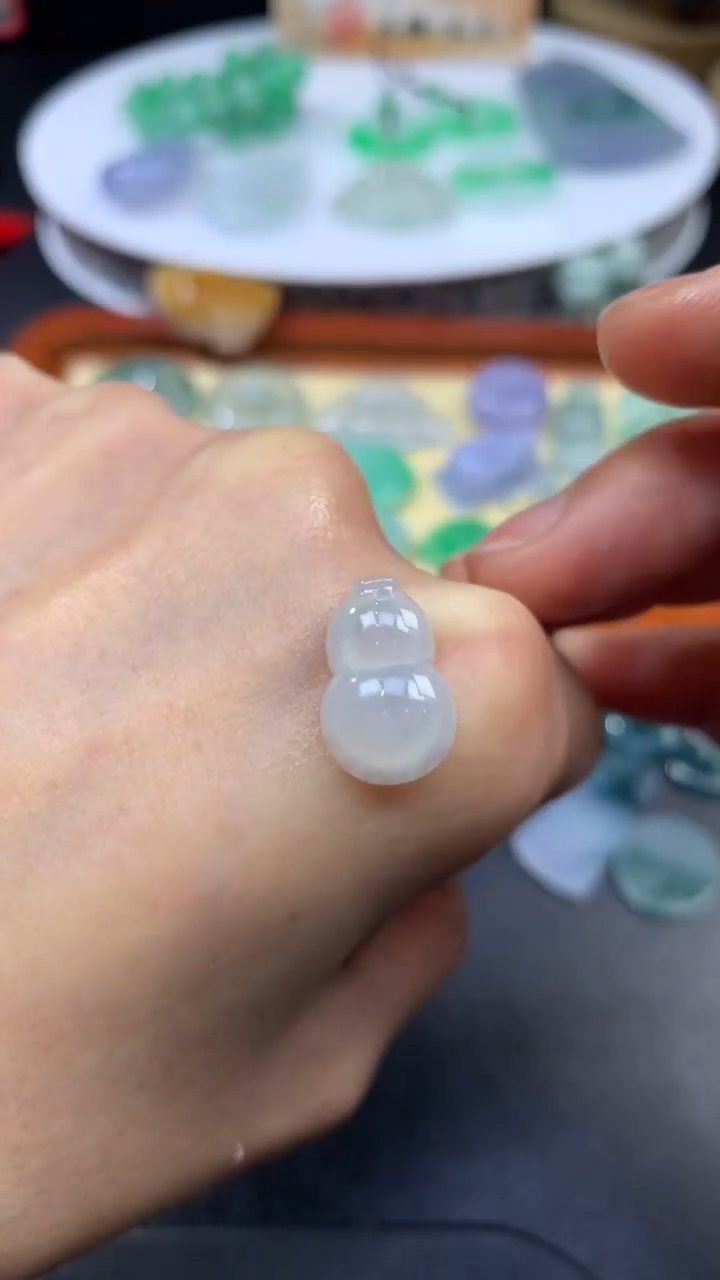 【闪购商品】定制翡翠未镶嵌翡翠