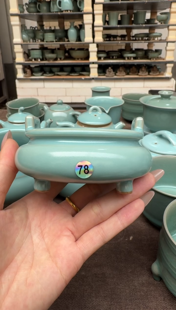 【闪购商品】杯仿古天青三足小宣德炉一级礼盒78