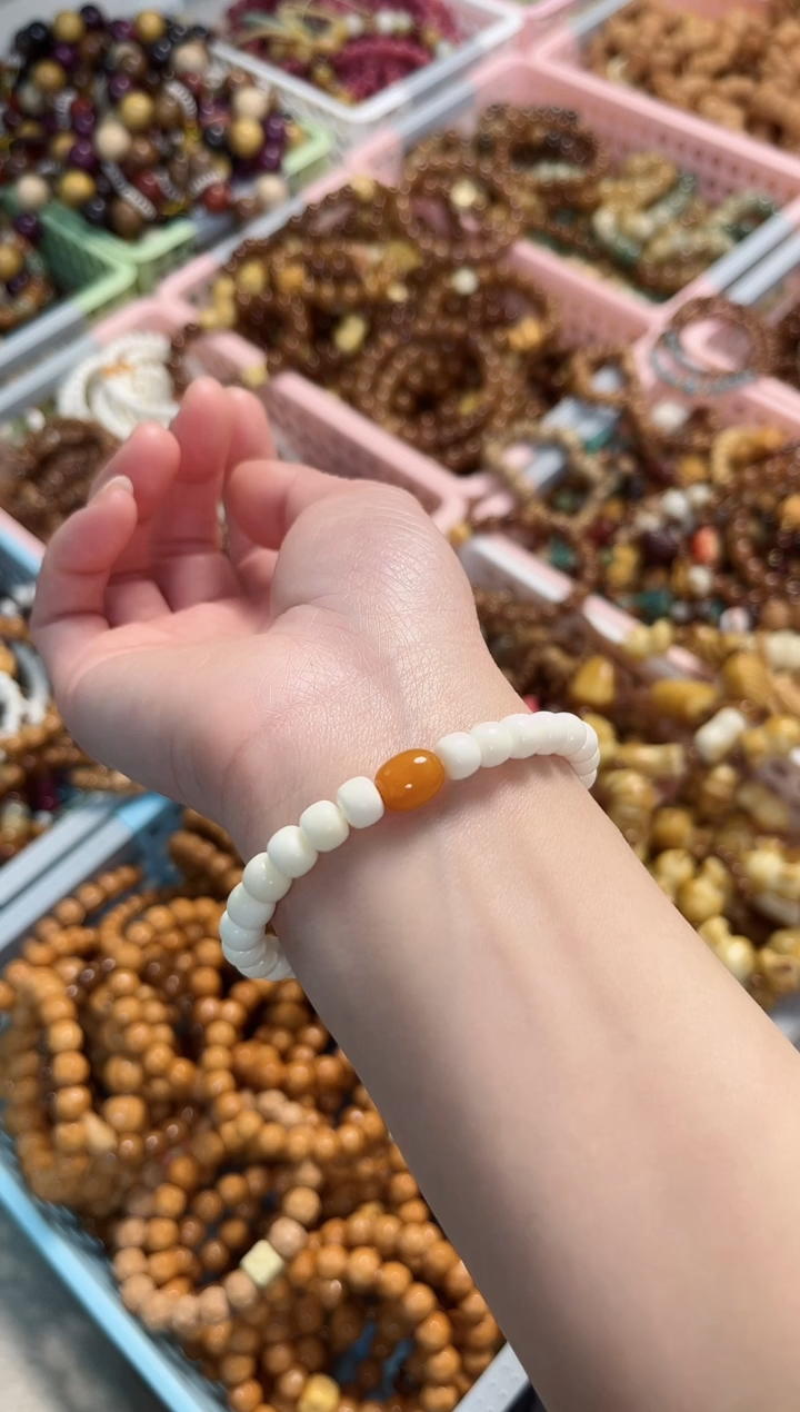 【闪购商品】蜜蜡手串未镶嵌海南白菩提搭配蜜蜡 7*6mm