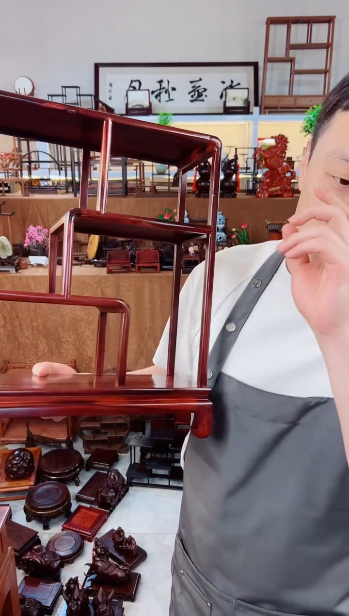 木红酸枝多宝阁一个