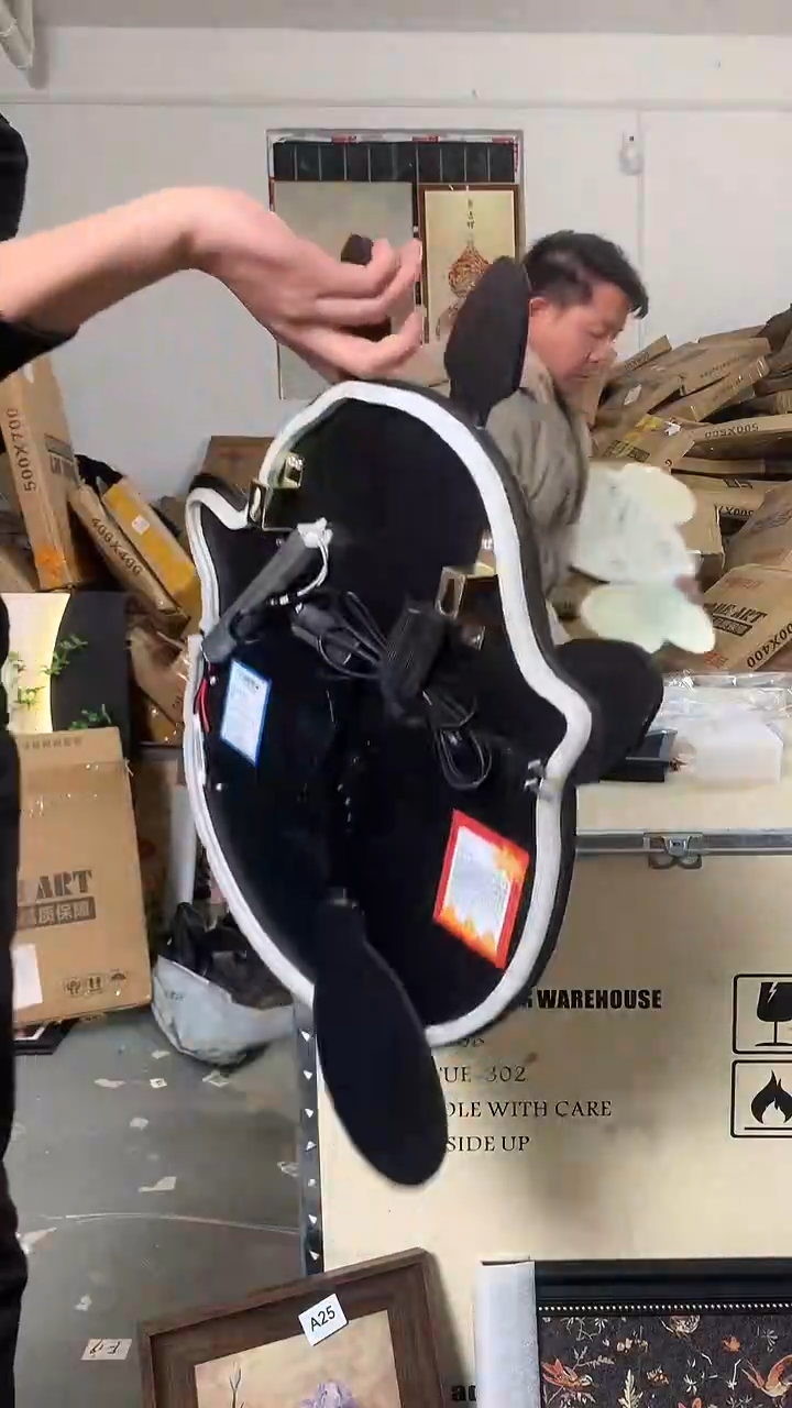 带灯款f01龙猫钟表