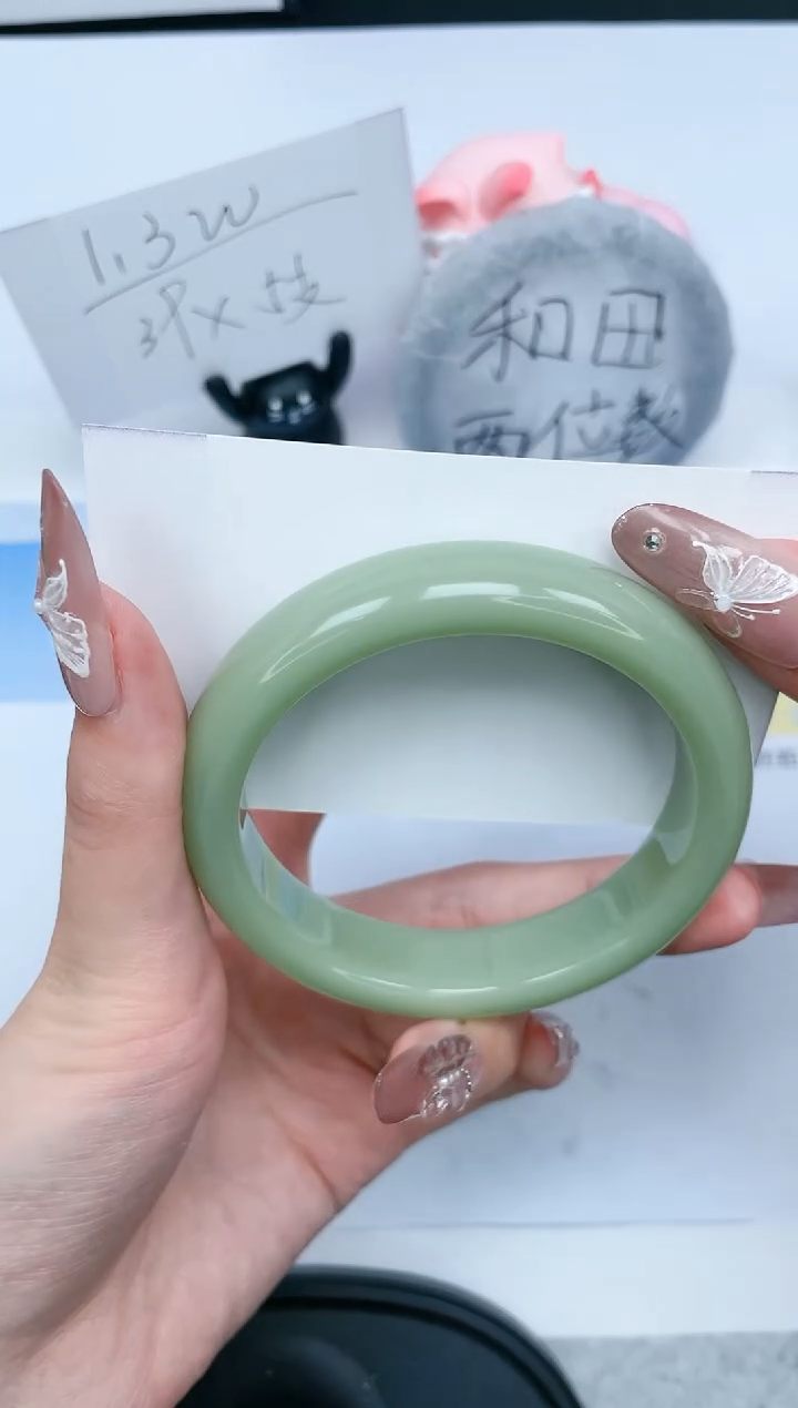 石英质玉未镶嵌手镯369-58.6