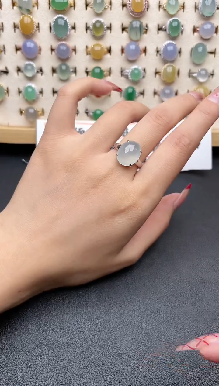 【闪购商品】翡翠戒指银S925镶嵌一物一证一礼盒