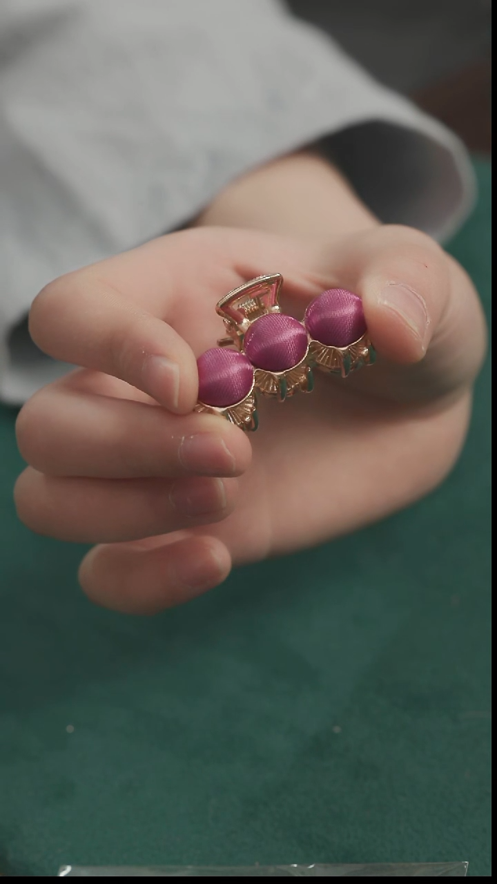 刺绣【高货】缂丝抓夹