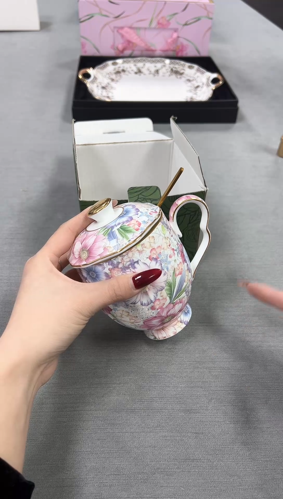 【闪购商品】瓷片新号开播不计成本欢迎点菜！