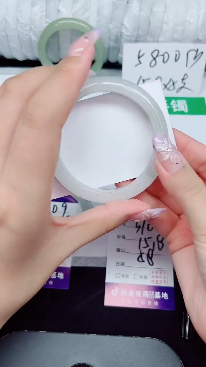 未镶嵌手镯石英质玉310-58/59