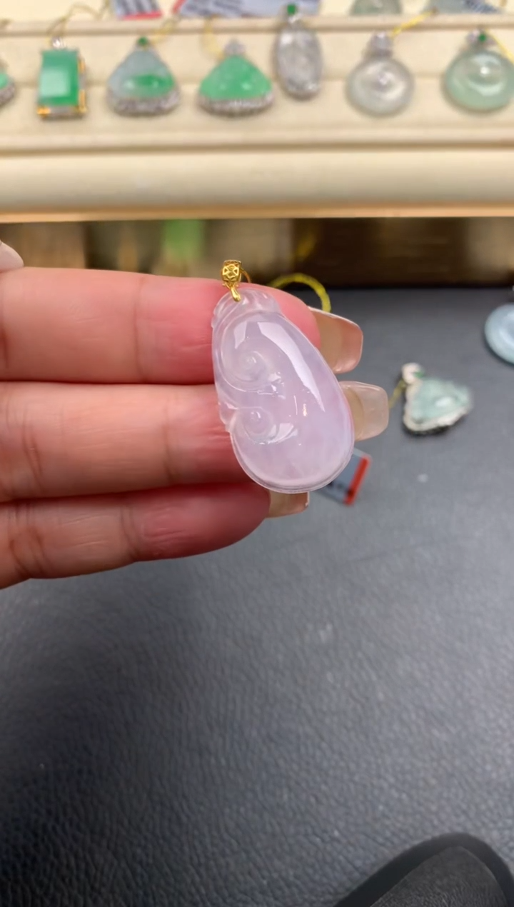【闪购商品】翡翠颈饰18K金镶嵌Q130      