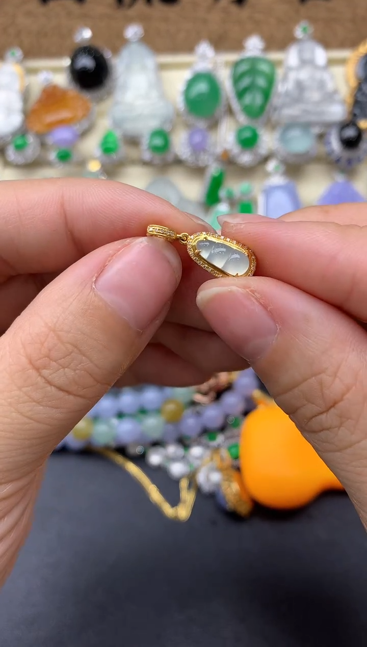 【闪购商品】翡翠颈饰18K金镶嵌186-中国好珍宝