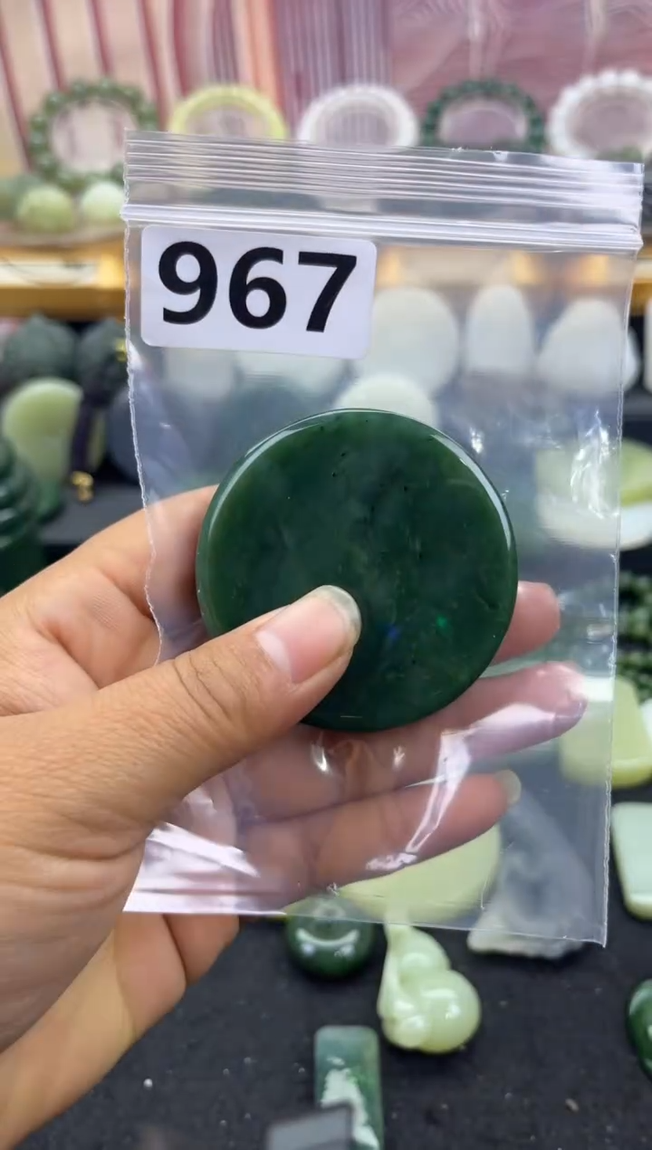 未镶嵌和田玉珠宝半成品镯芯