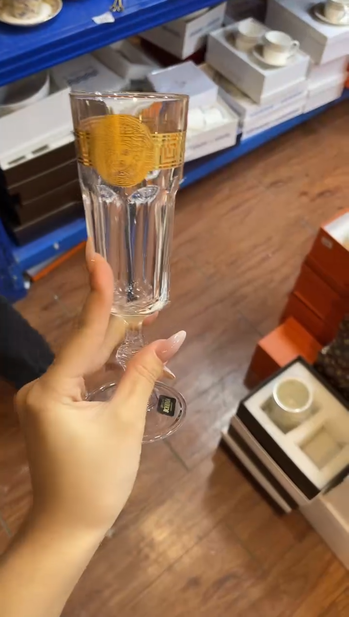 杯鸿辉家品牌瓷器，京东包邮！