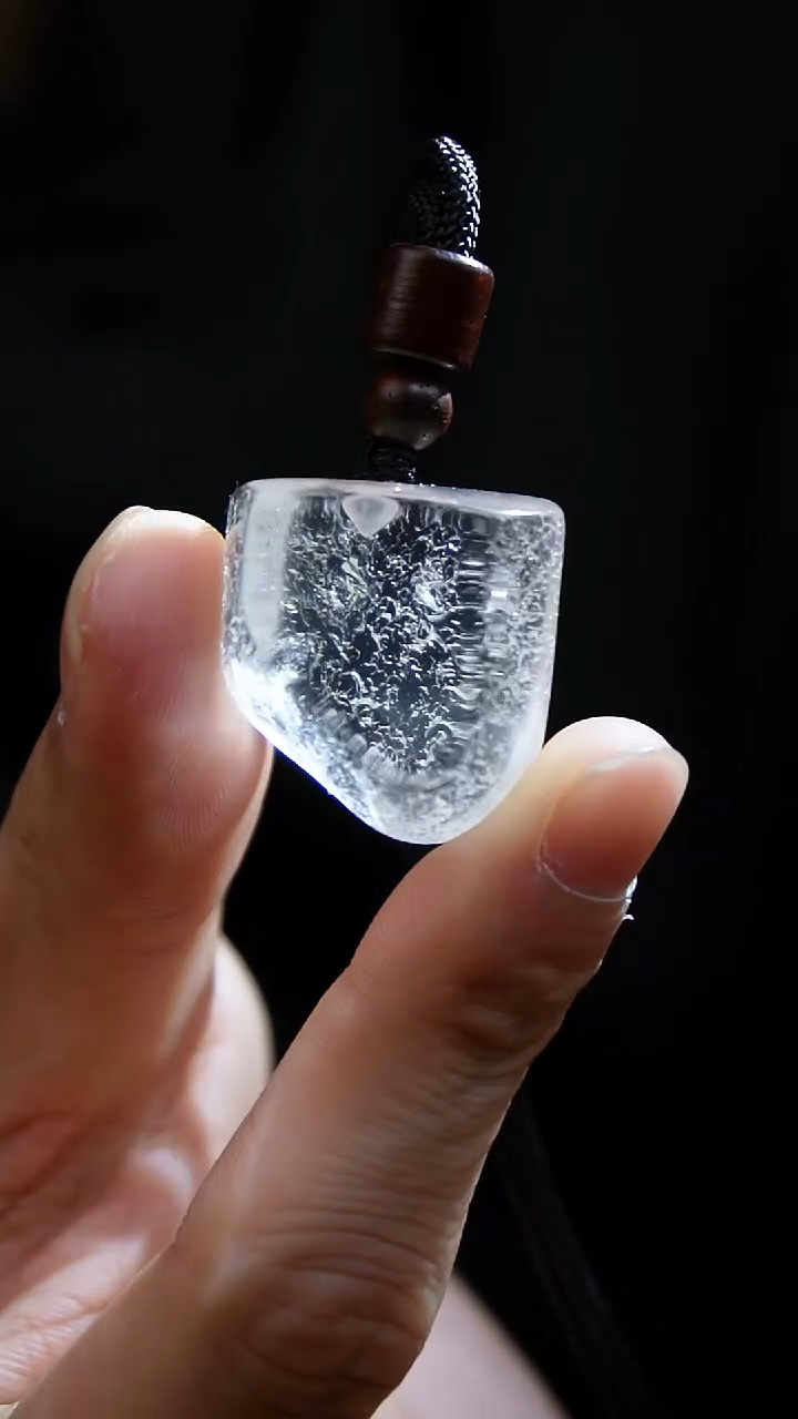 吊坠(赠链)未镶嵌水晶水晶