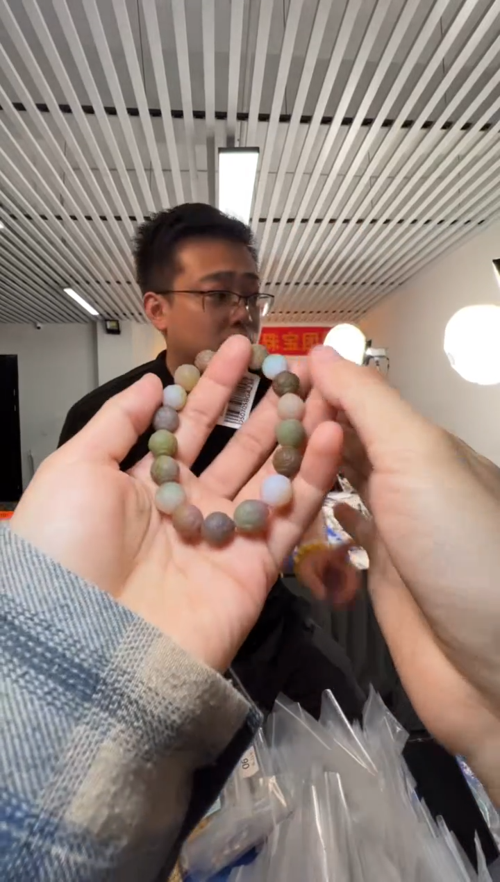 未镶嵌手串玛瑙/玉髓约10mm凤穿牡丹纹盐源玛瑙单圈手串