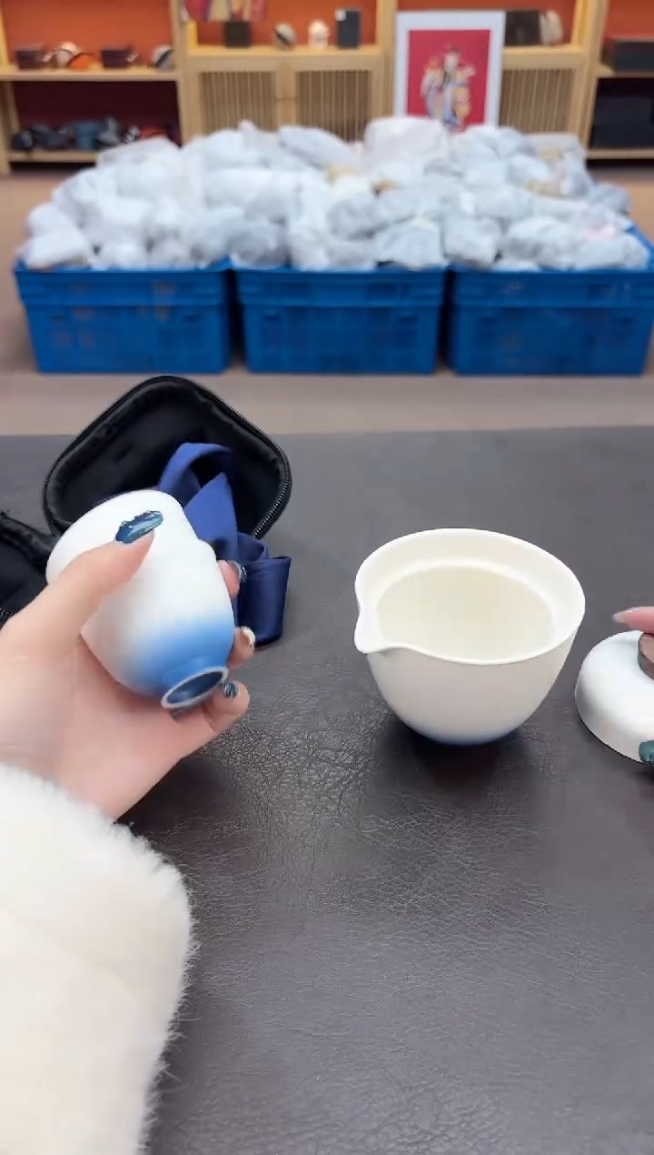 【闪购商品】摆件瓷SC1111111111111