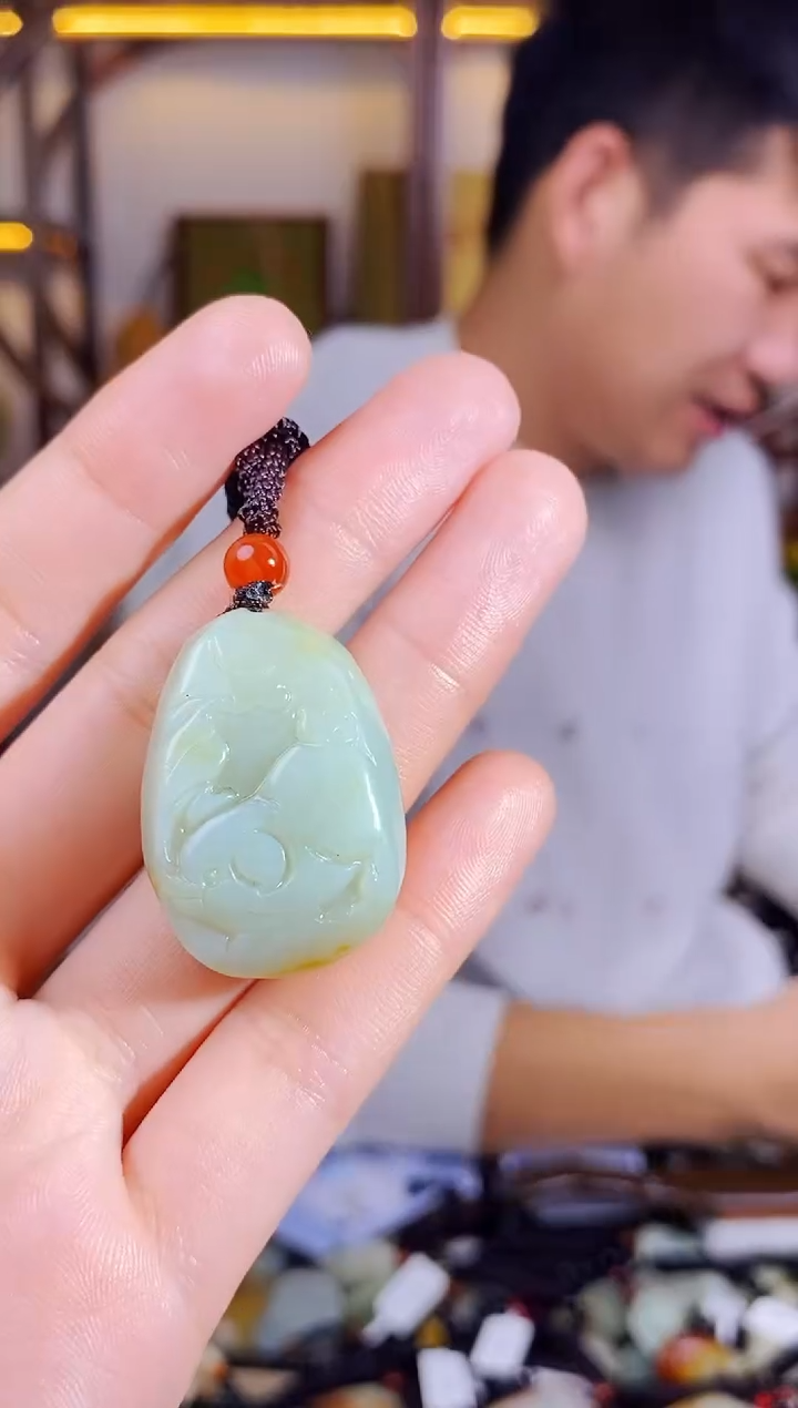 【闪购商品】和田玉颈饰未镶嵌1